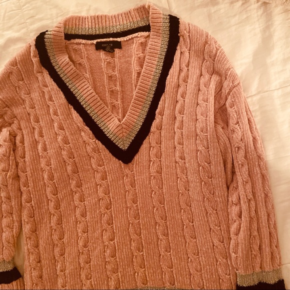 Pink V- neck sweater - Picture 6 of 7